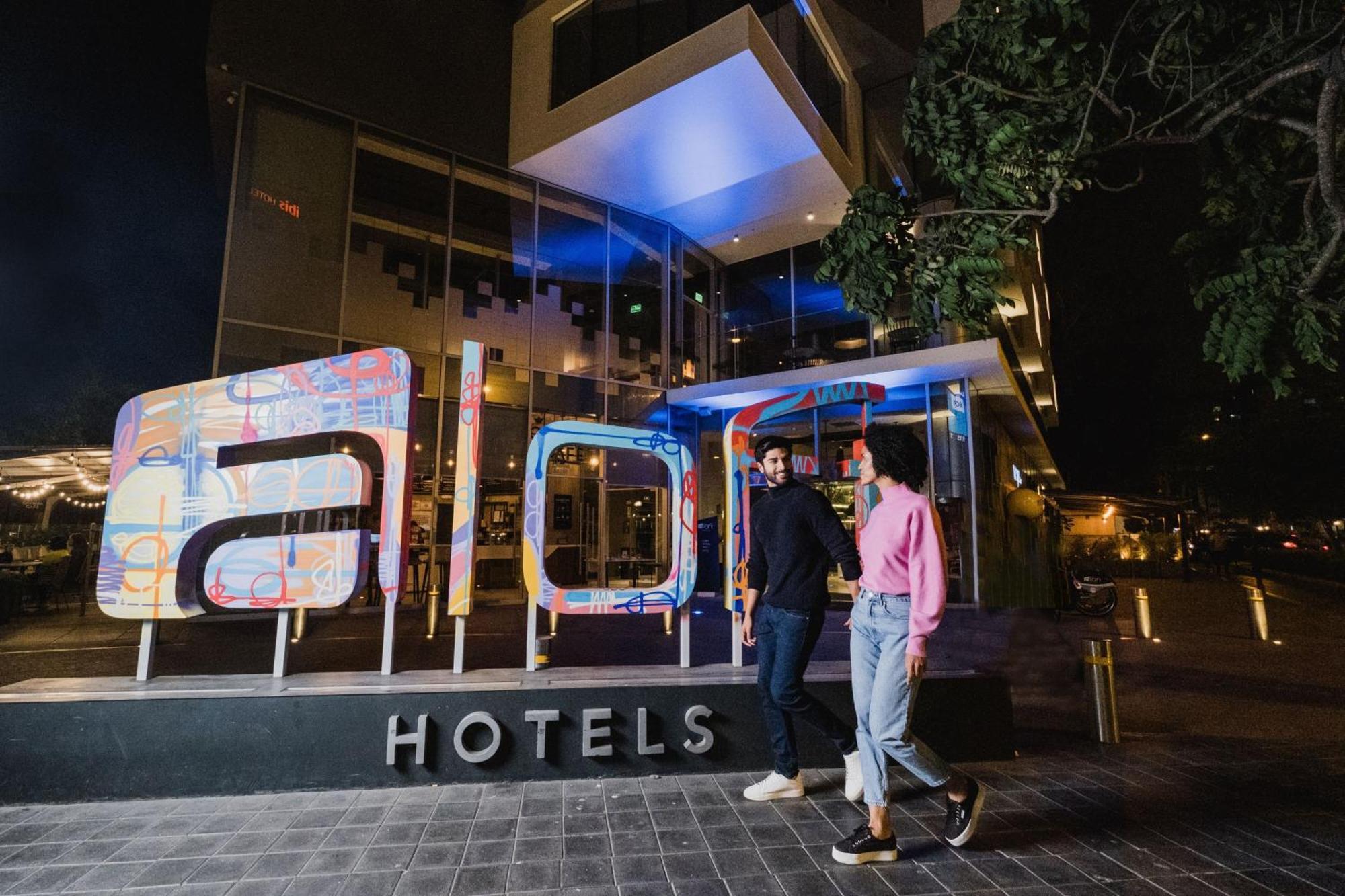Aloft Miraflores Hotel