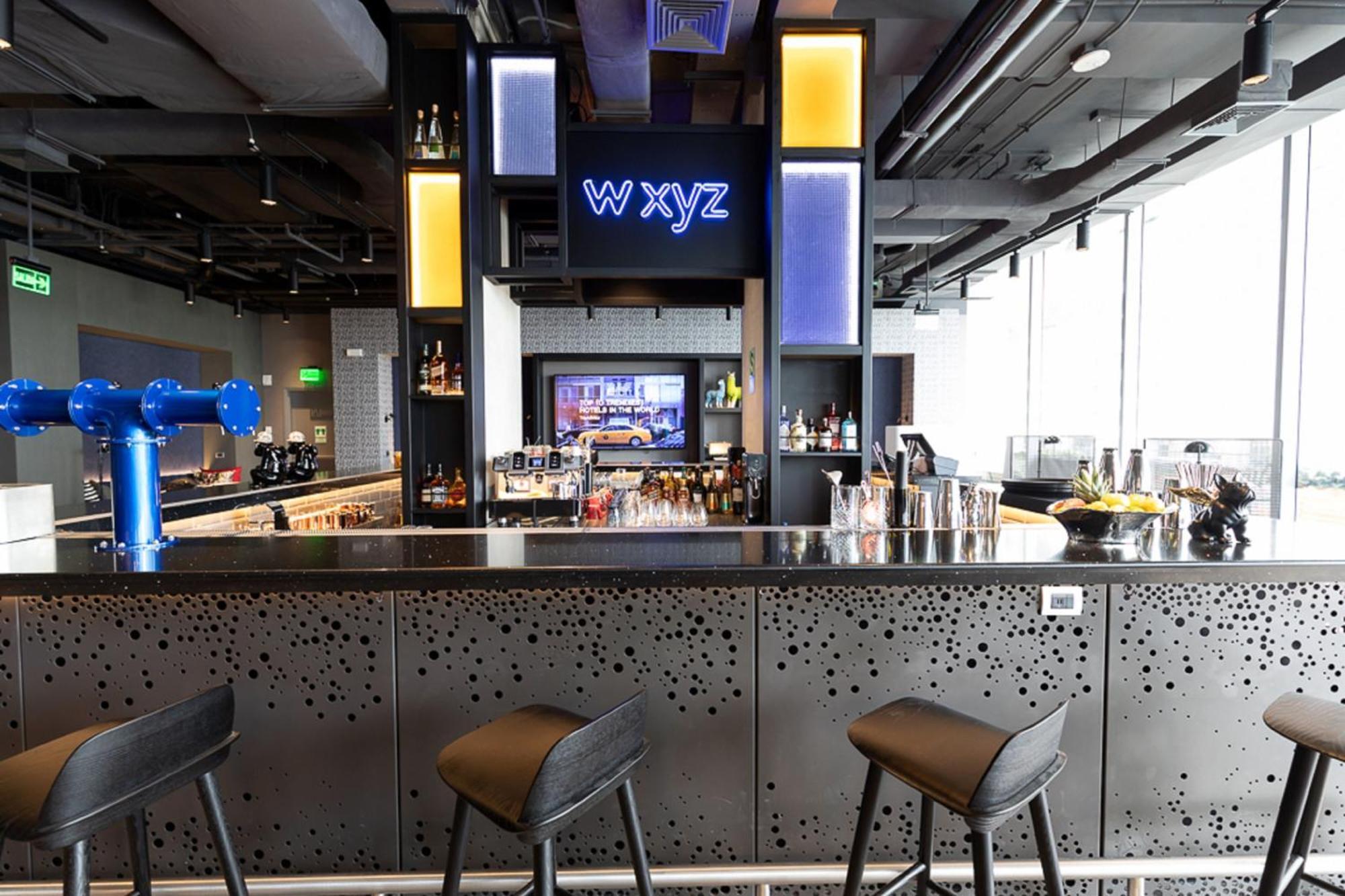 Aloft Miraflores Hotel