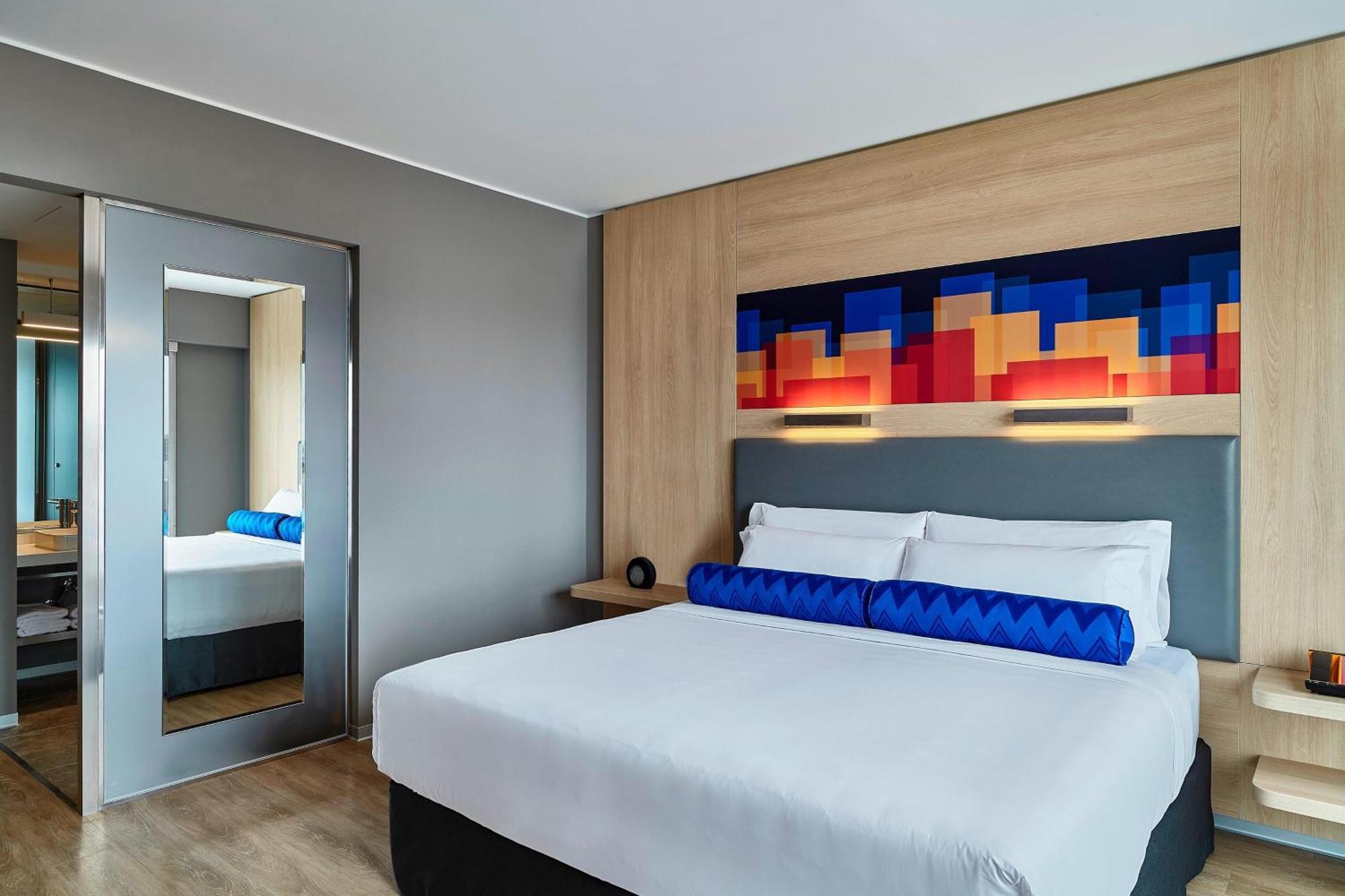 Aloft Miraflores Lima